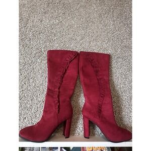Ohara Crimson Red Faux Suede Knee High High Heel Boots Size 7M EUC